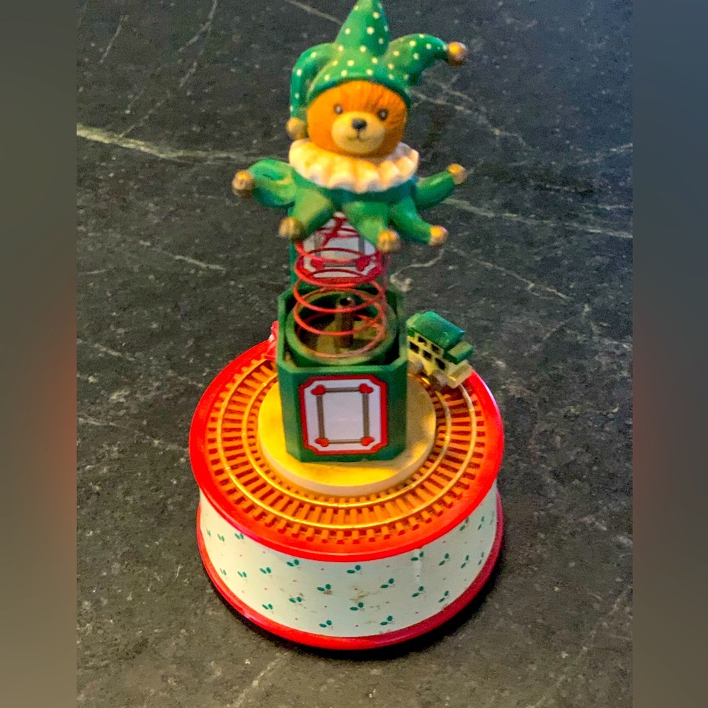 ENESCO | Vintage Enesco Toyland Christmas Music Box